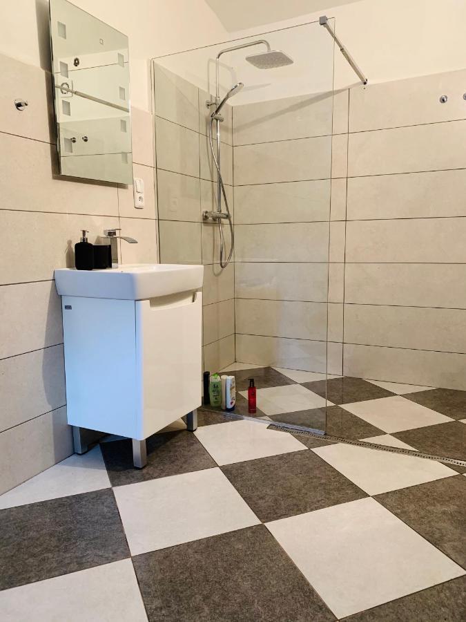 Božanov Apartmany Stara Posta מראה חיצוני תמונה
