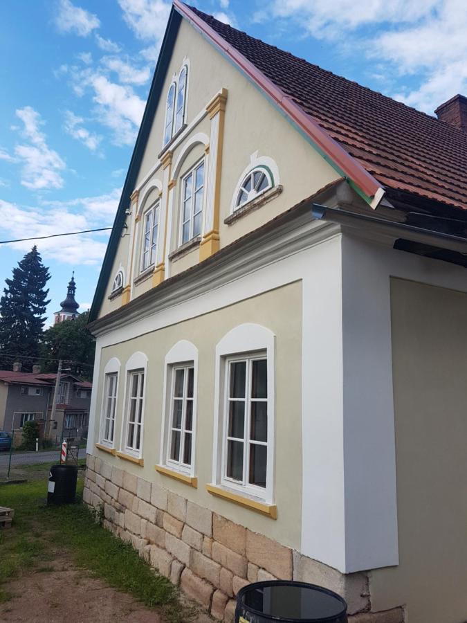 Božanov Apartmany Stara Posta מראה חיצוני תמונה